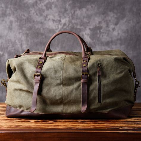 best men's overnight travel bag.